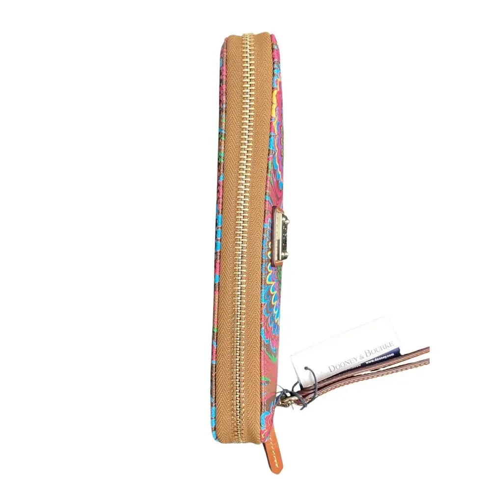 NWT Dooney&Bourke Wristlet Wallet Women’s 1 Size Zip Around Leather Multicolor - Picture 5 of 9